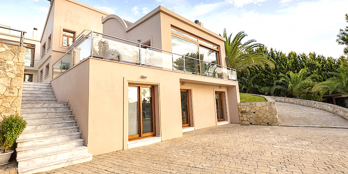 House in Chania - Image 3