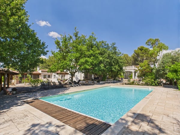 House in Eguilles - view 1