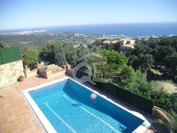 House in Castell-Platja d'Aro - view 1