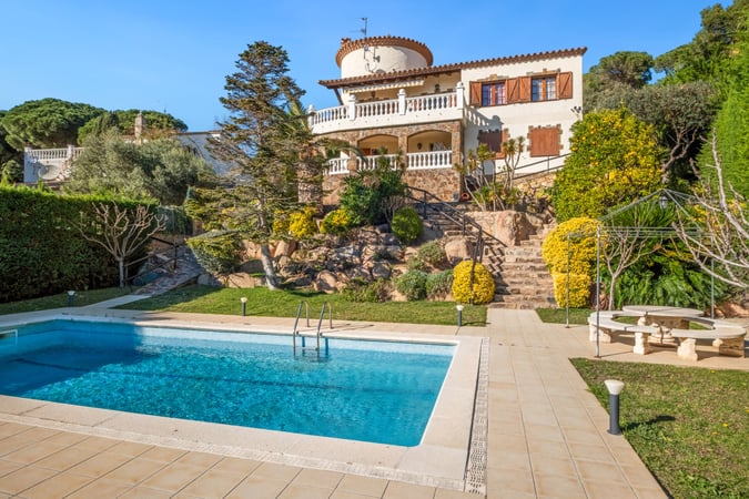 House in Calonge - view 1