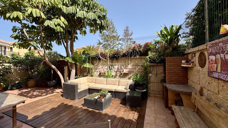 Villa in Cho - view 1