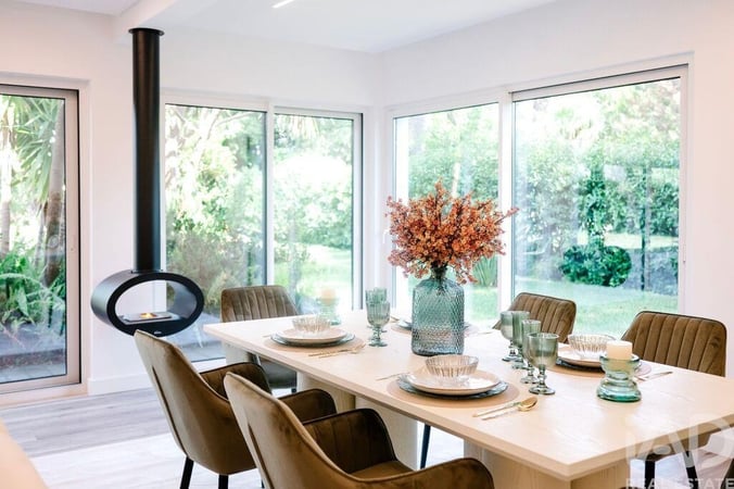 House in Charneca de Caparica - view 1