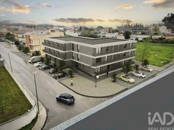 Apartment in Vale Maior - view 1