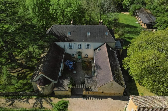 House in Lanquais - view 1