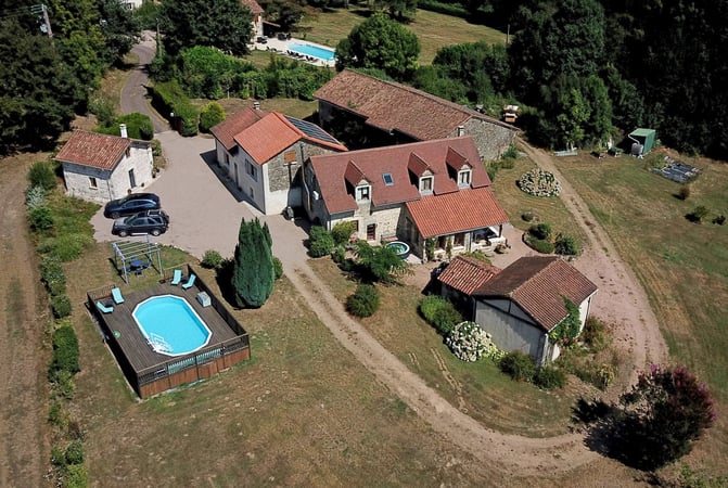 House in Champs-Romain - view 1