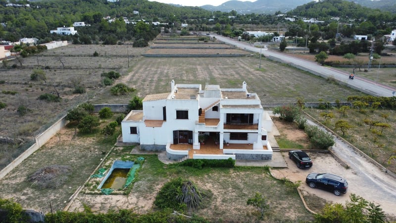 Villa in Sant Josep de sa Talaia - view 1