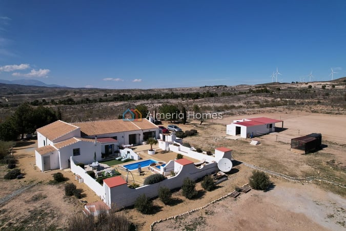 Villa in Seron - view 1