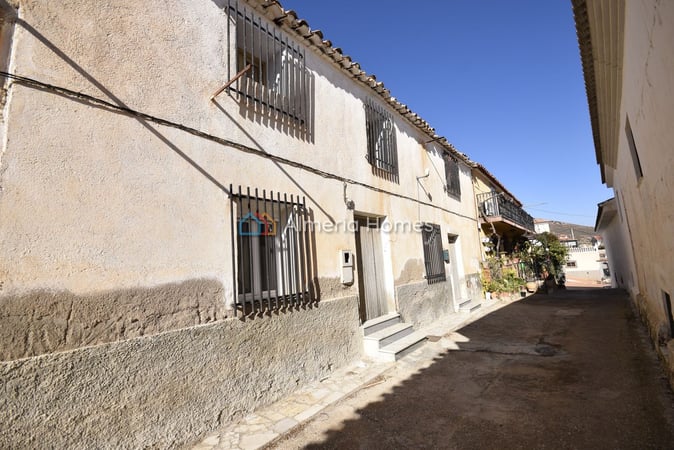 House in Oria - view 1