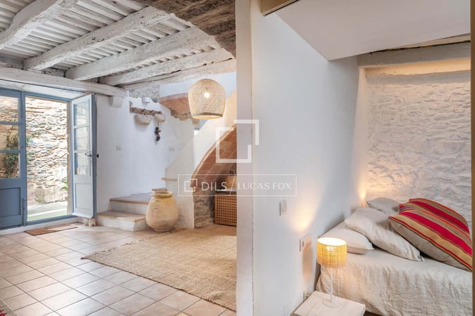 House in Girona - view 1