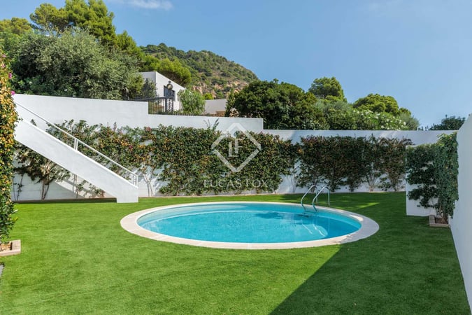 House in Girona - view 1