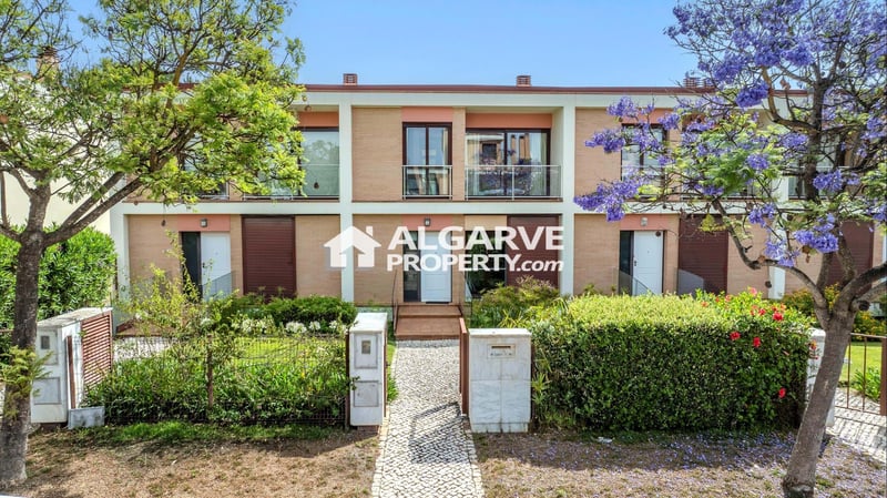 Villa in Quarteira - view 1