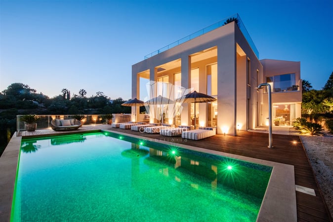 House in Lagoa - view 1