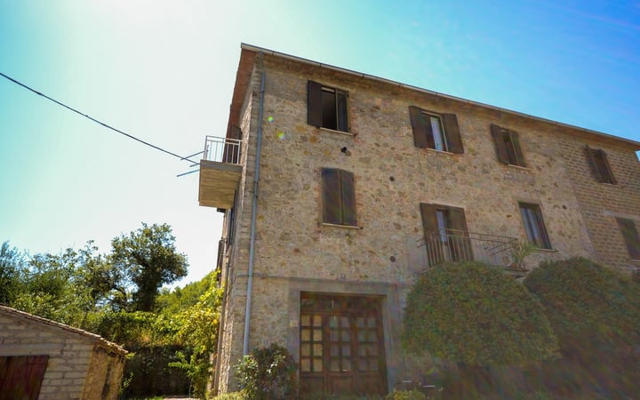 House in Ficulle - view 1