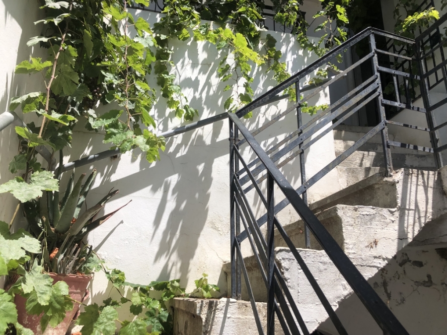 House in Amnatos - Image 5