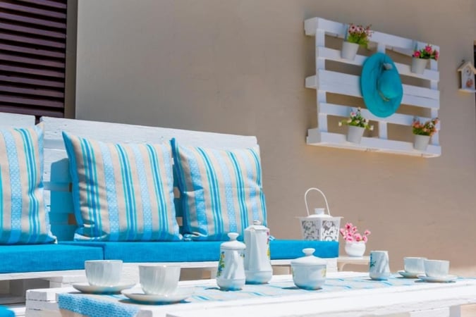 House in Adele - view 1