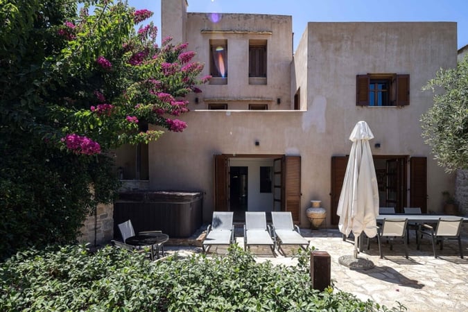 House in Gallos - view 1