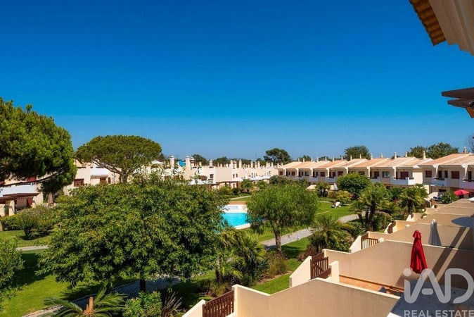 House in Quarteira - view 1