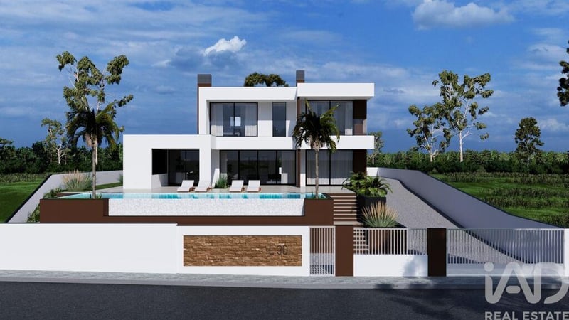 House in Oura - view 1
