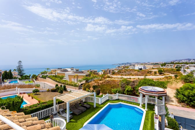 Villa in El Chaparral - view 1