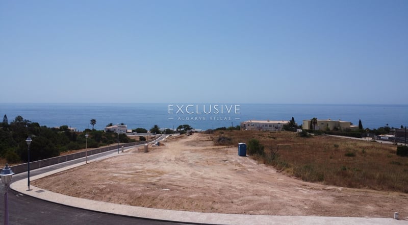 Land in Faro - view 1