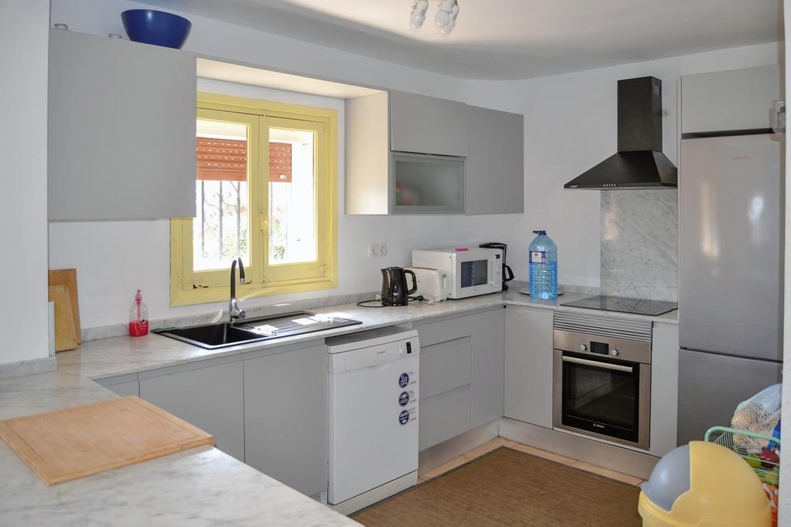 Villa in Pedreguer - Image 2