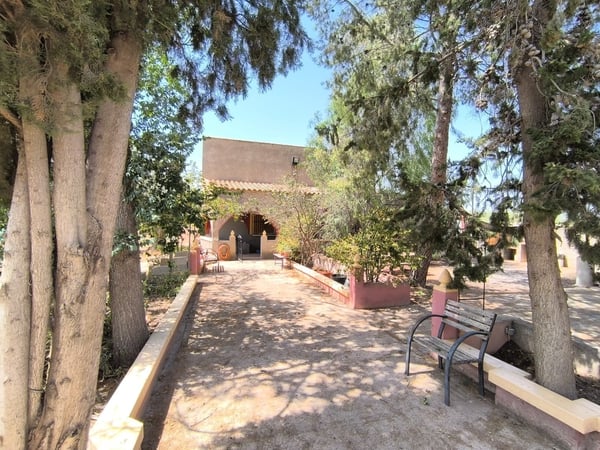 Villa in Jumilla - view 1