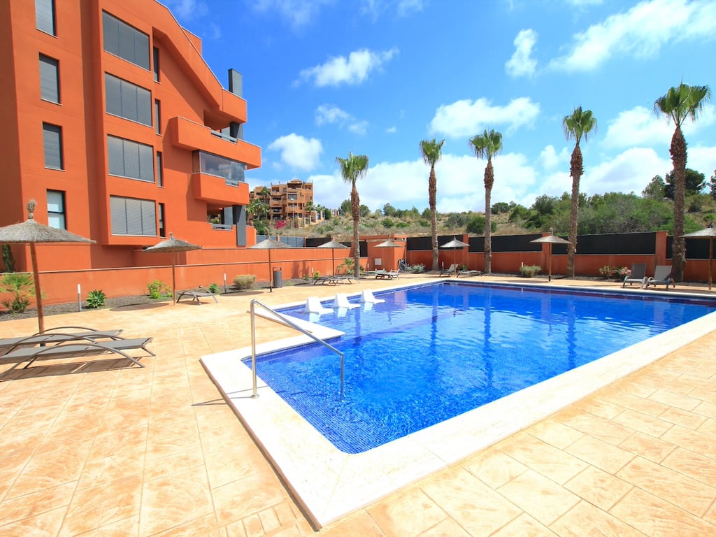 Apartment in Urbanizacion los Balcones - Image 3