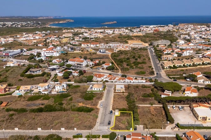 Land in Sagres - view 1