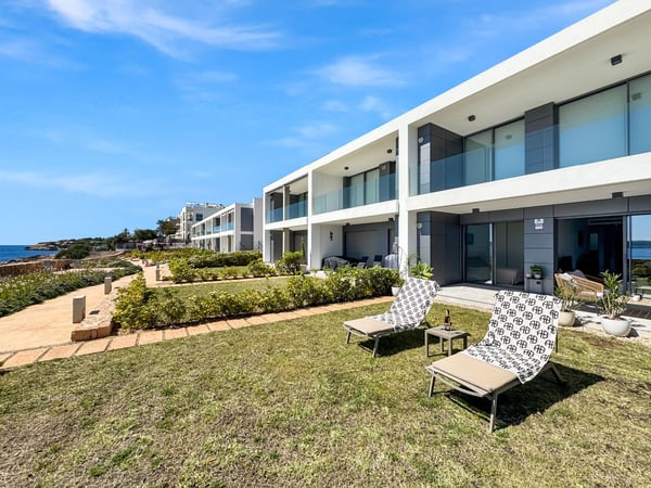 House in Cala Gracio - view 1