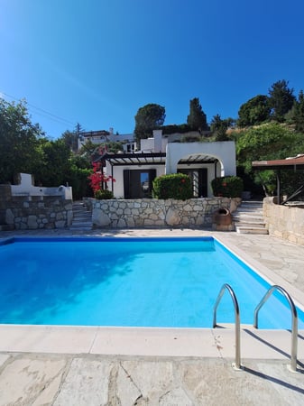 House in Tala - view 1