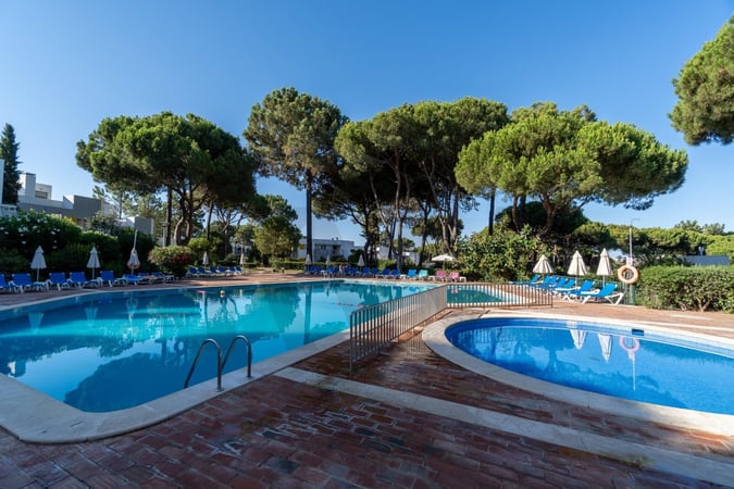 Apartment in Quarteira - view 1