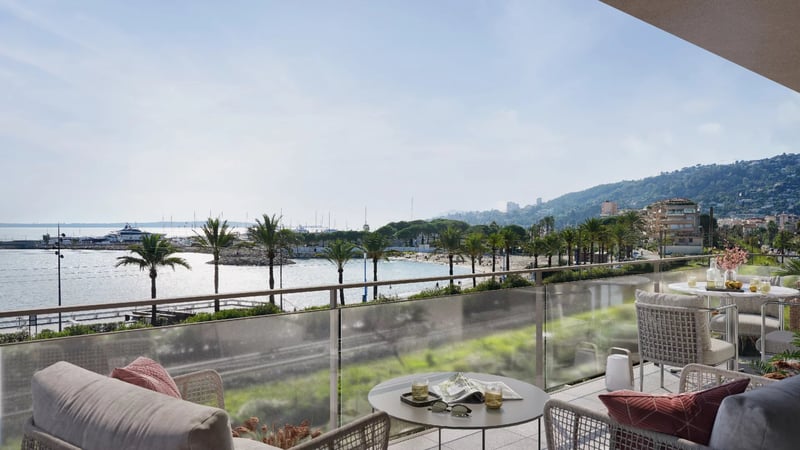 Apartment in Golfe-Juan - view 1