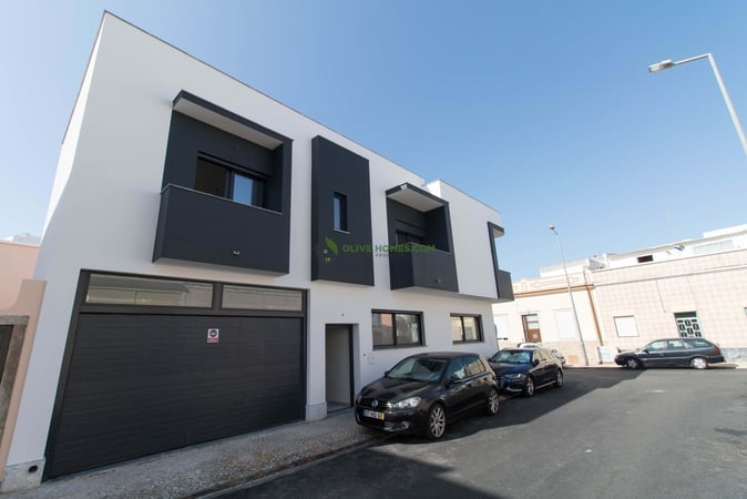 House in Faro - view 1