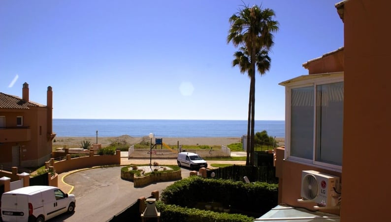 House in La Duquesa - view 1