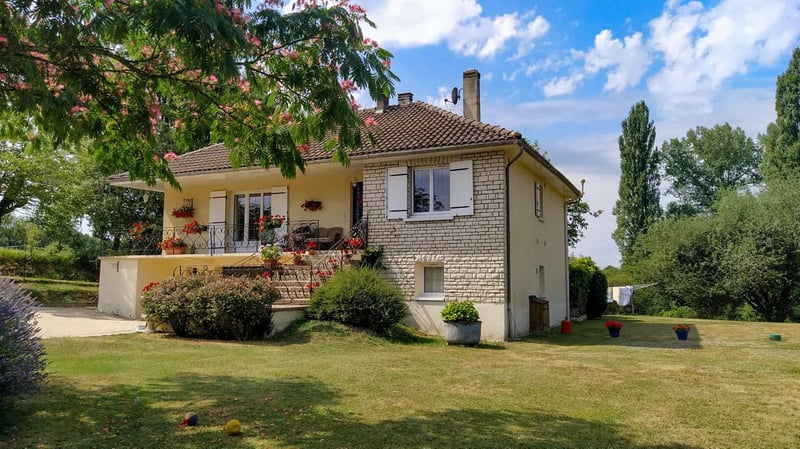 House in Brantome - view 1