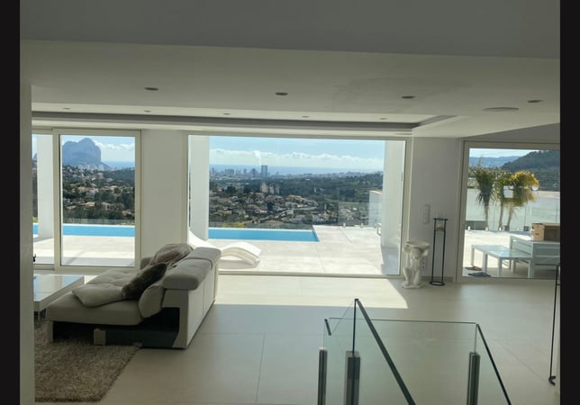 Villa in Calp - view 1