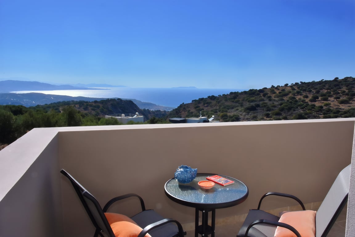 Villa in Milatos - Image 3