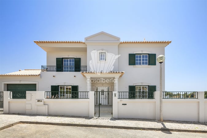 House in Alcantarilha - view 1