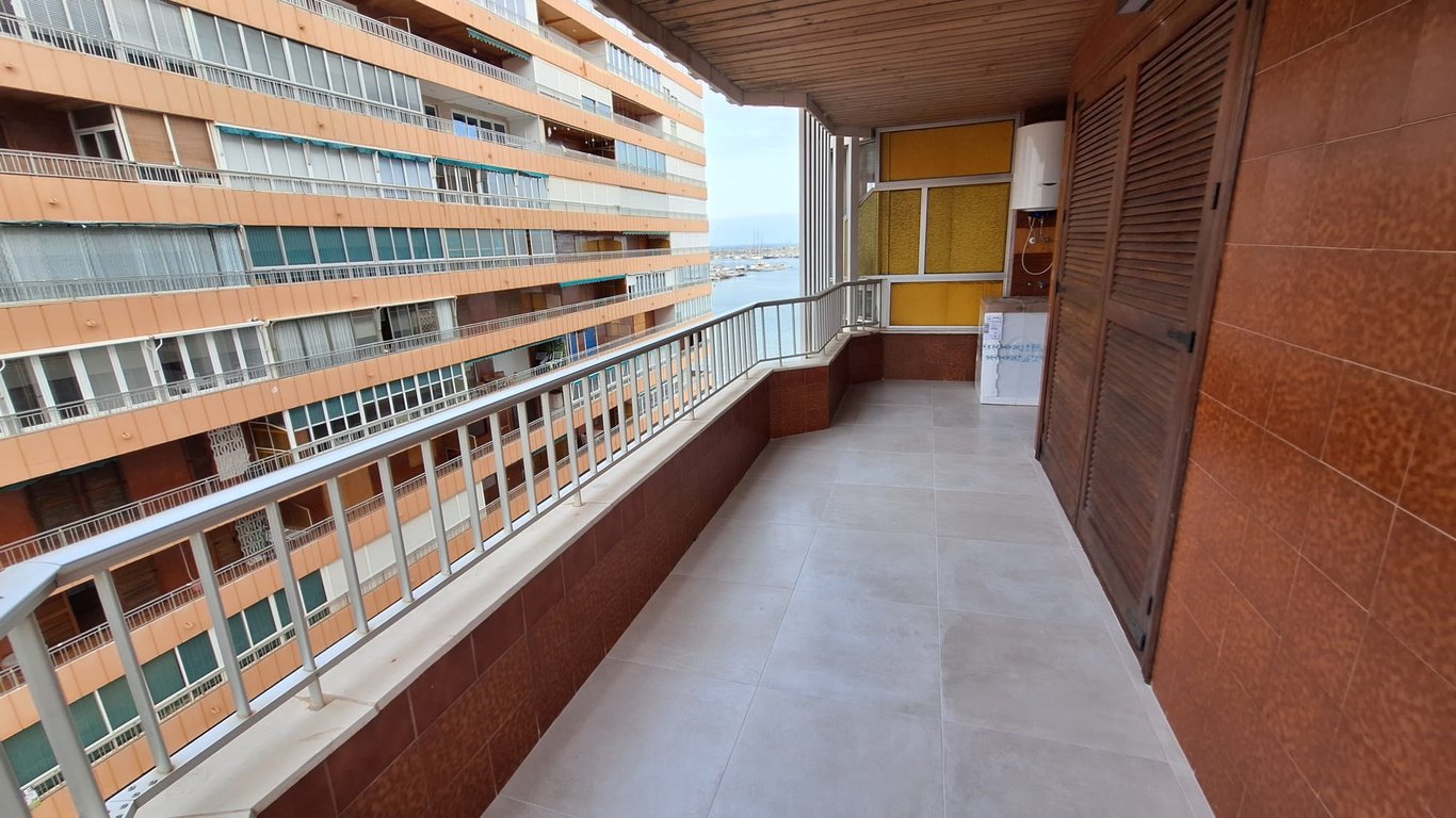 Apartment in Torrevieja - Image 4