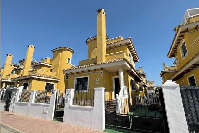 Villa in Ciudad Quesada - view 1