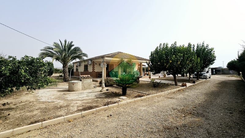 House in Sangonera la Seca - view 1