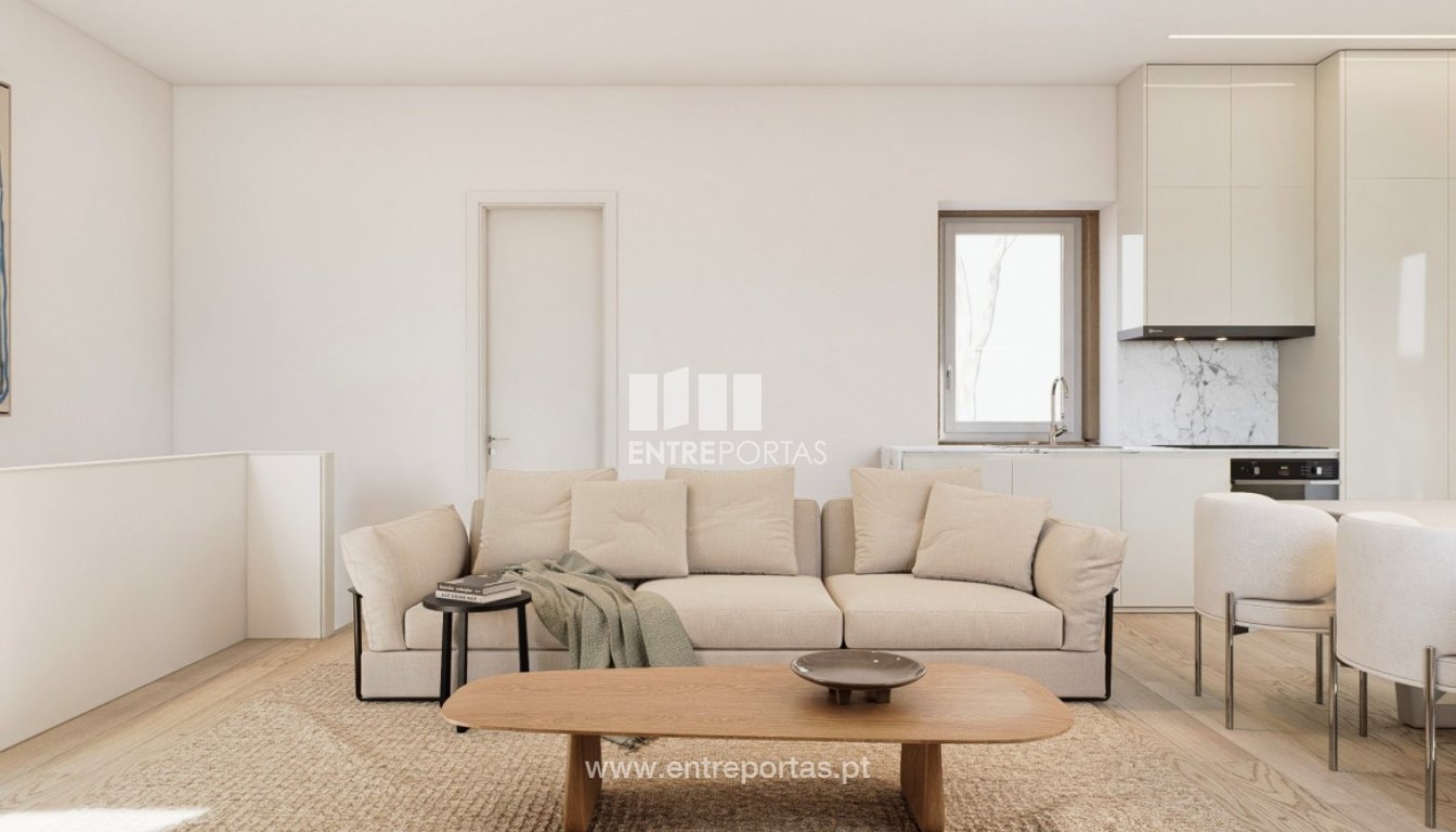 House in Areosa - Image 2