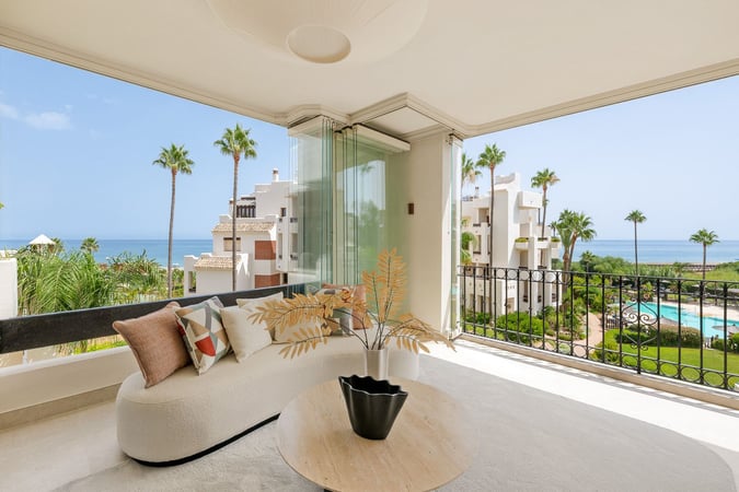House in Estepona - view 1