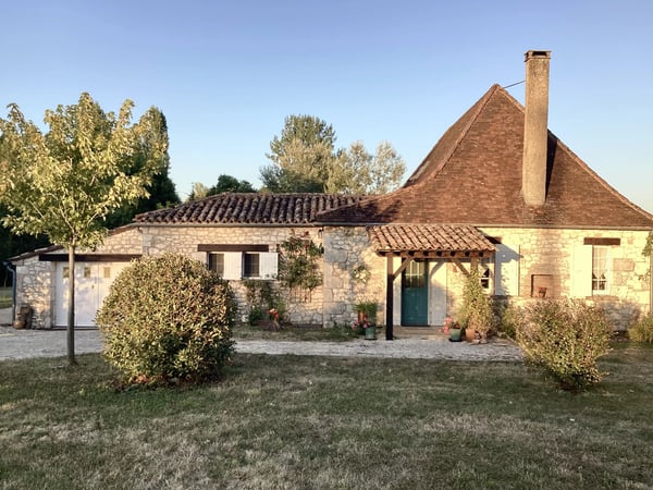 House in Issigeac - view 1