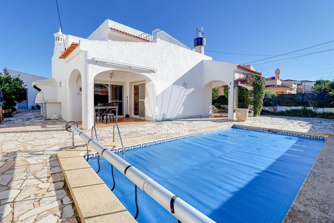 House in Lagoa - view 1