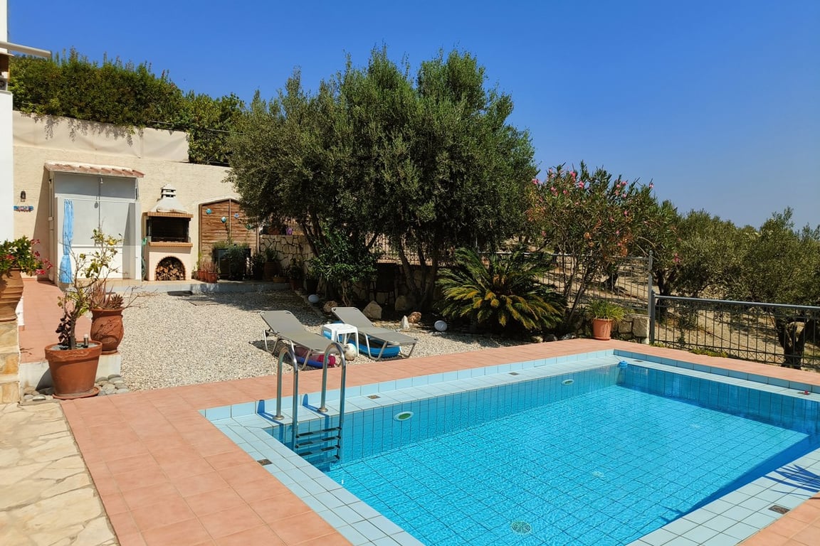 House in Darmarochori - Image 2