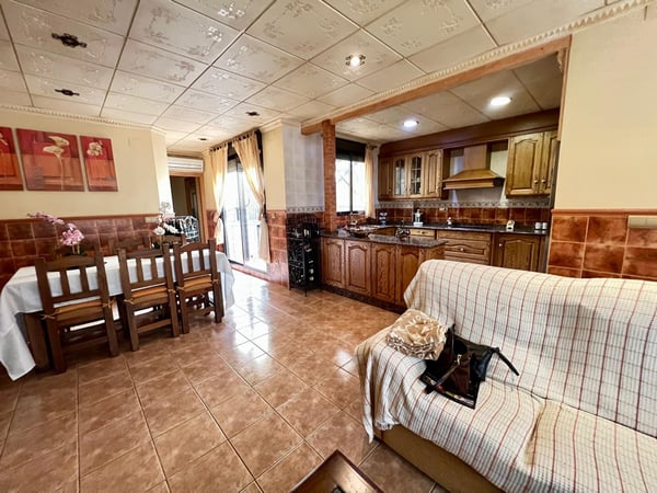 House in Pinoso - view 1