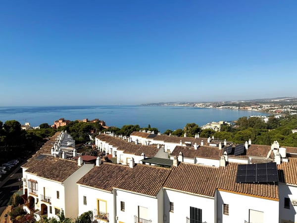 Apartment in Estepona - view 1