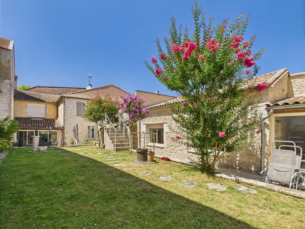 House in Eymet - view 1