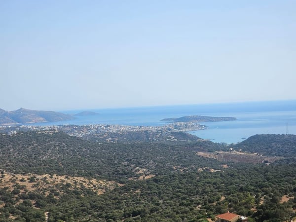 House in Agios Nikolaos - view 1